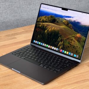 MacBook Pro (M3)